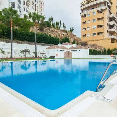 Sea View Apartment, Shared Pools, Estepona, 60 M² Естепона