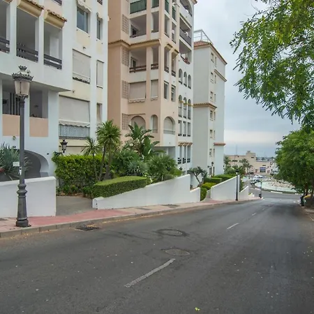 Sea View Apartment, Shared Pools, Estepona, 60 M² Естепона