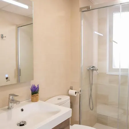 Sea View Apartment, Shared Pools, Estepona, 60 M² Апартаменти Естепона