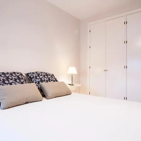 Sea View Apartment, Shared Pools, Estepona, 60 M² *