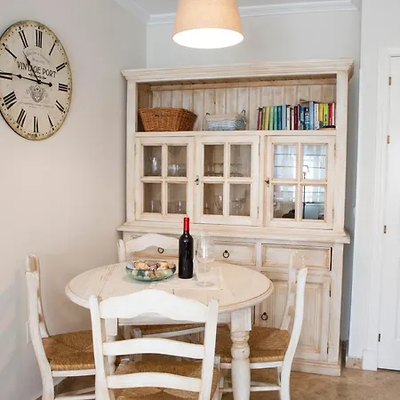 Sea View Apartment, Shared Pools, Estepona, 60 M² Apartament *