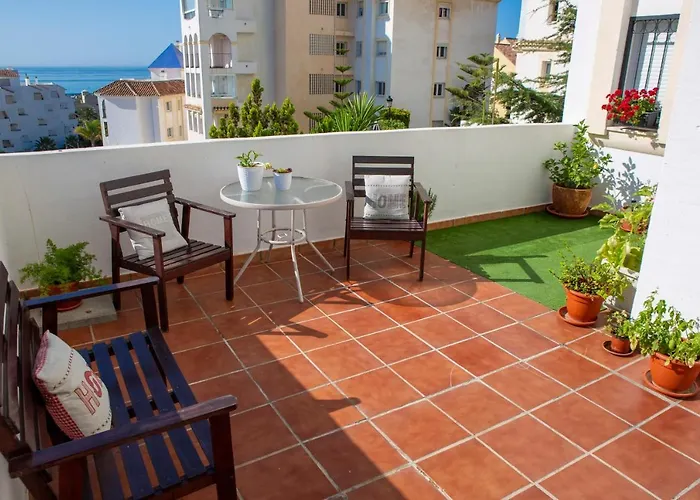 Sea View Apartment, Shared Pools, Estepona, 60 M²