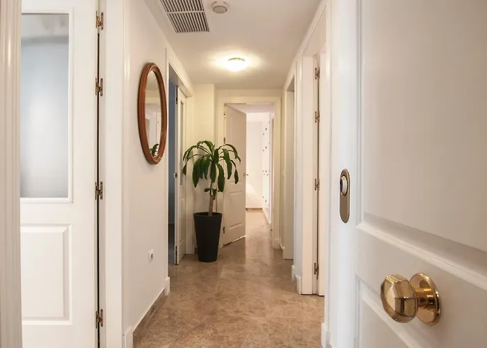 Sea View Apartment, Shared Pools, Estepona, 60 M² Διαμέρισμα *