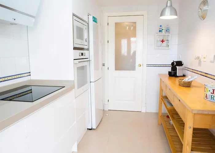 Sea View Apartment, Shared Pools, Estepona, 60 M² Διαμέρισμα