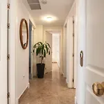 Sea View Apartment, Shared Pools, Estepona, 60 M² Appartement *