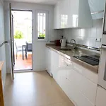 Sea View Apartment, Shared Pools, Estepona, 60 M² *